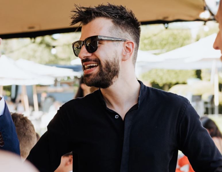 De partner van econoom Stijn Baert